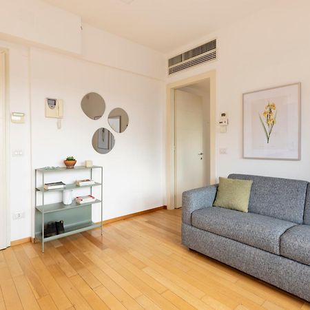 Appartamento Iris -Due Ampie Terrazze Vista Duomo ฟลอเรนซ์ ภายนอก รูปภาพ